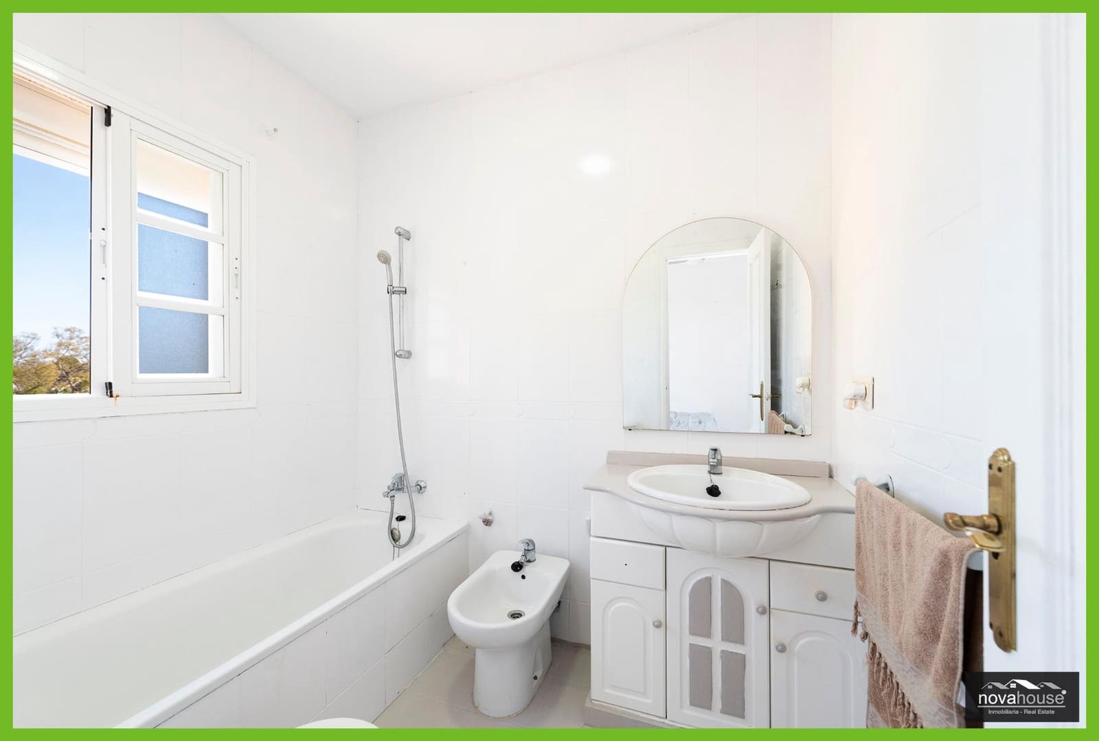 Adosado de 3 habitaciones en Rincón de la Victoria en venta con piscina garaje - 395.000 € (Ref: 9390887)