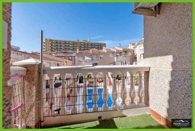 3 sovrum Radhus till salu i Rincón de la Victoria med pool garage - 395 000 € (Ref: 9390887)