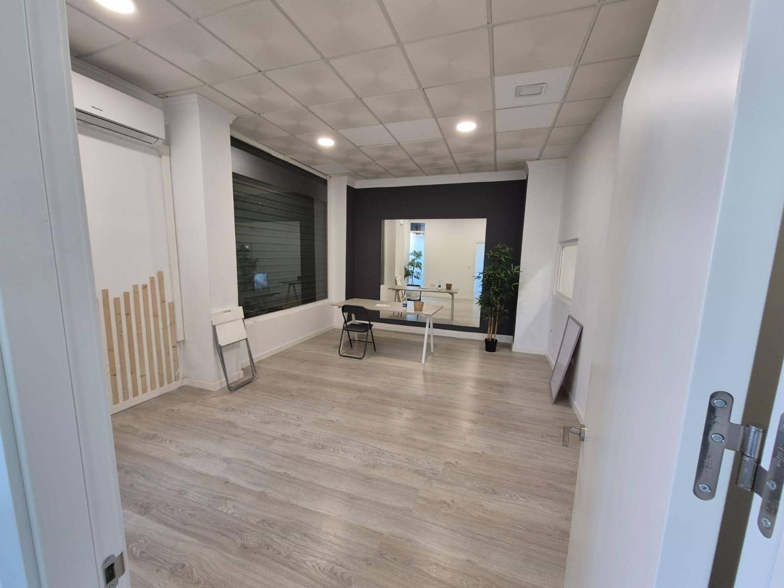 4 soveværelse Erhverv til salg i Velez-Malaga - € 130.000 (Ref: 9406885)