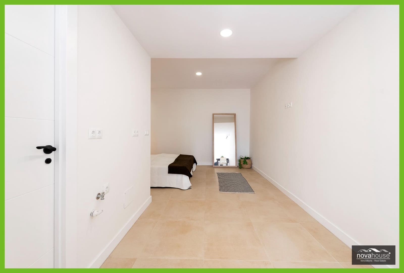 Studio til salgs i Alhaurin de la Torre - € 149 000 (Ref: 9407970)