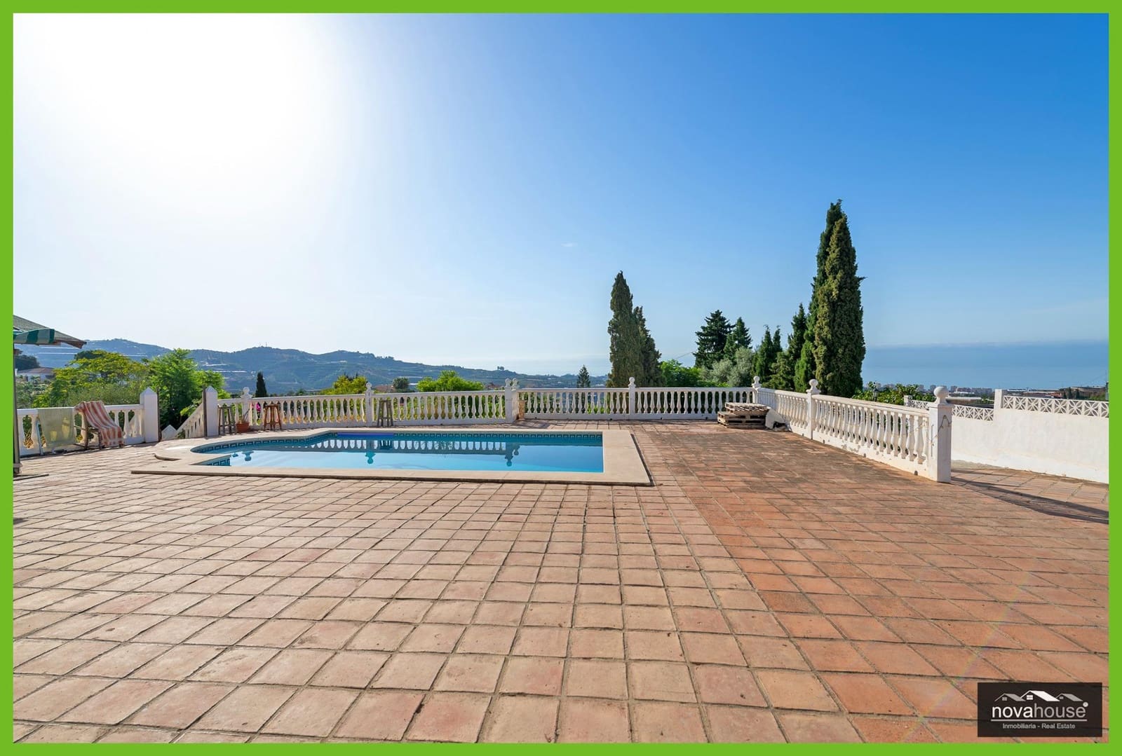 3 sovrum Finca/Hus på landet till salu i Algarrobo med pool - 545 000 € (Ref: 9414117)