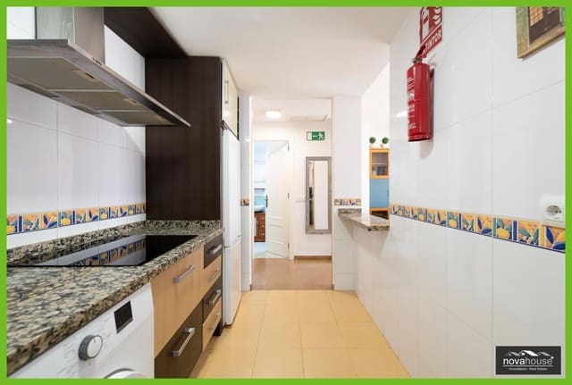 1 chambre Appartement à vendre à Caleta de Vélez, Vélez-Málaga - 183 000 € (Ref: 9437121)