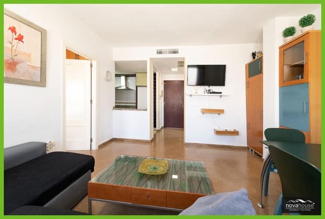 1 soveværelse Lejlighed til salg i Caleta de Vélez, Vélez-Málaga - € 183.000 (Ref: 9437121)