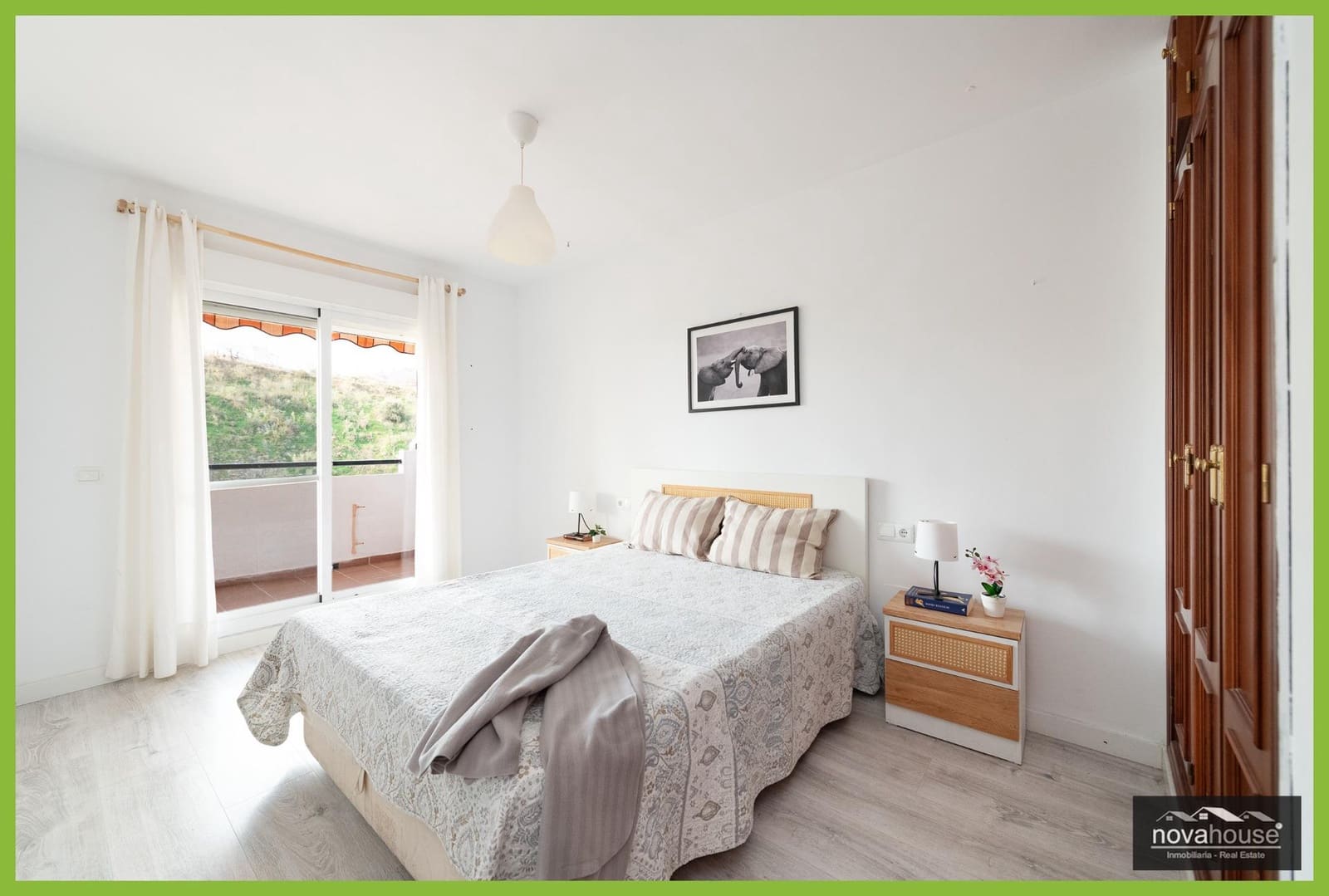 2 slaapkamer Flat te koop in Benagalbon - € 222.000 (Ref: 9452788)