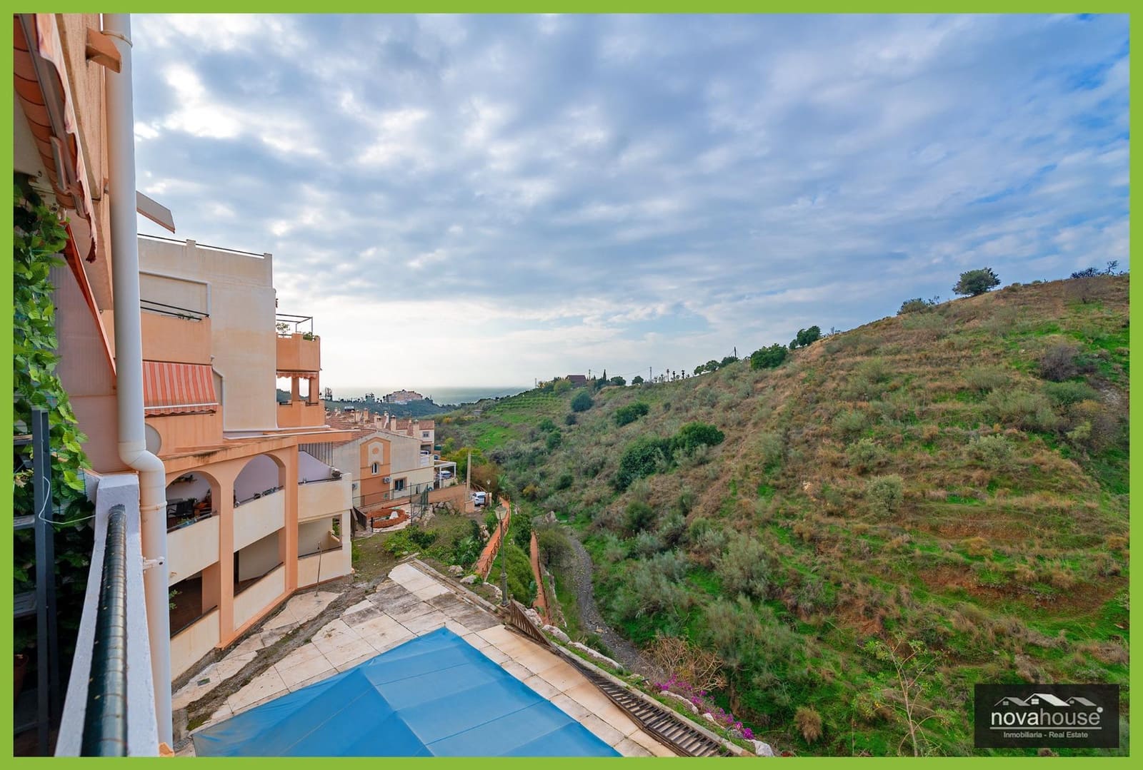 2 slaapkamer Flat te koop in Benagalbon - € 222.000 (Ref: 9452788)