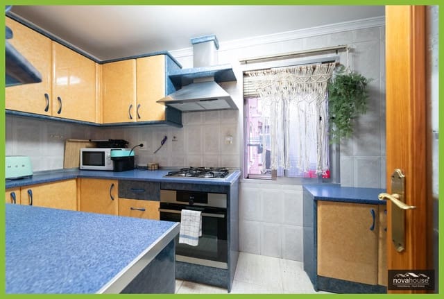 3 slaapkamer Flat te koop in Málaga stad - € 240.000 (Ref: 9470391)