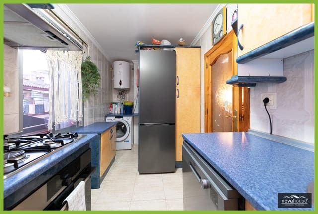 3 sypialnia Mieszkanie na sprzedaż w Cruz de Humilladero, Miasto Málaga - 198 000 € (Ref: 9470391)