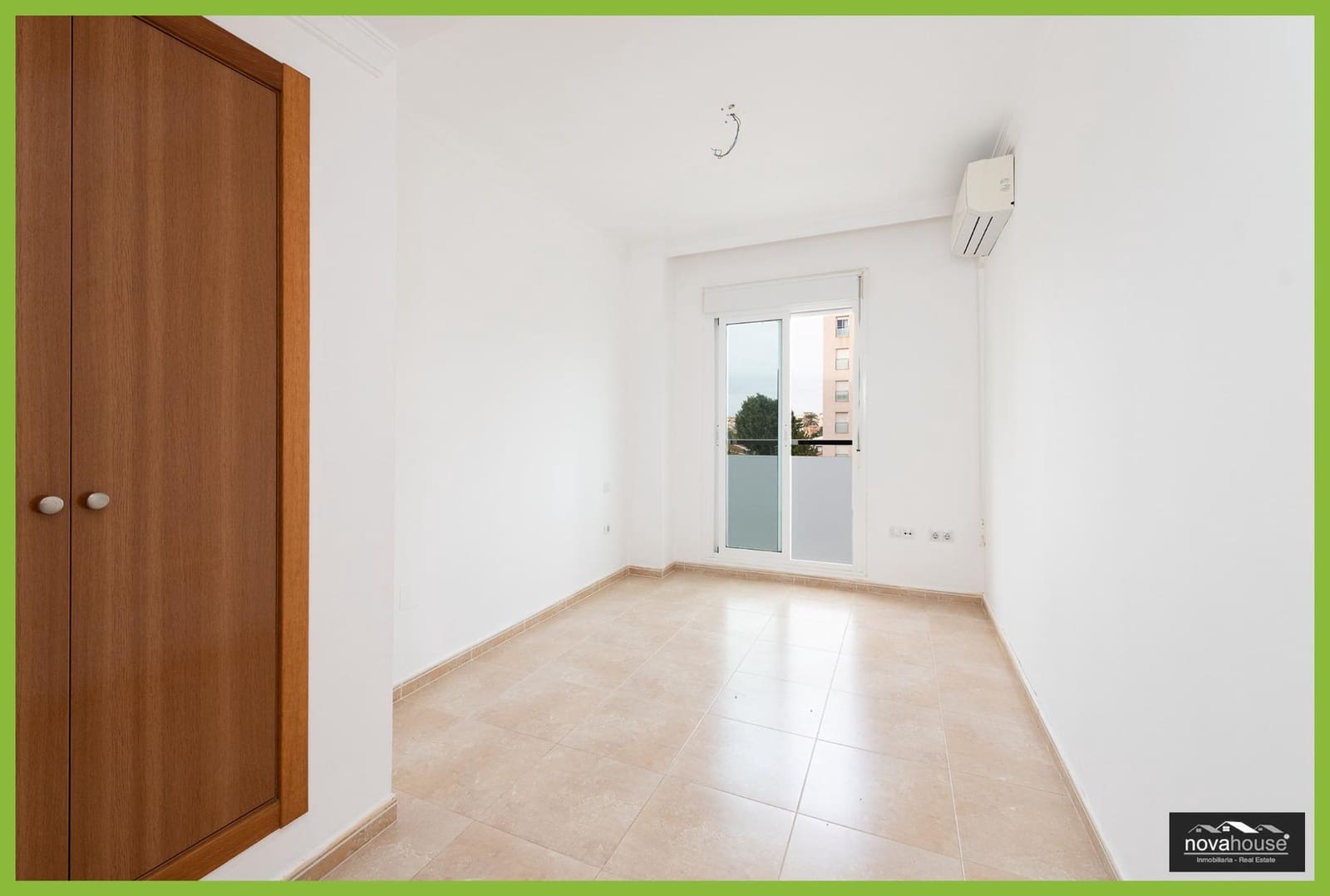 3 bedroom Flat for sale in Rincon de la Victoria with pool - € 452,000 (Ref: 9471210)