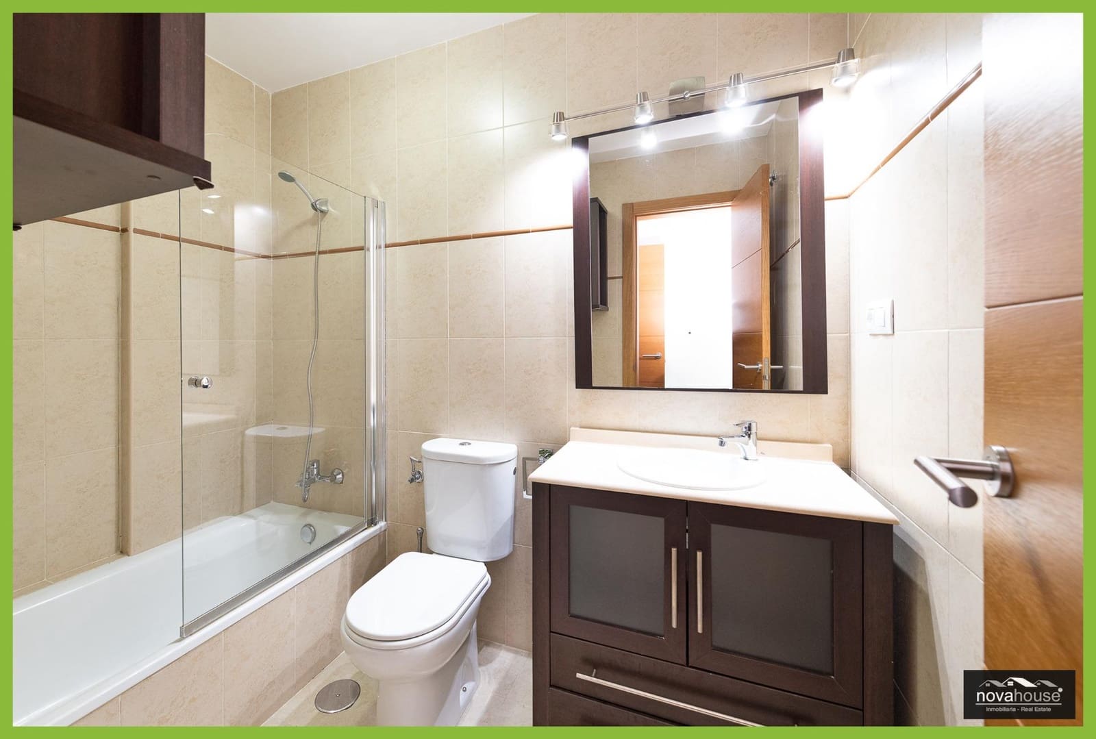 3 bedroom Flat for sale in Rincon de la Victoria with pool - € 452,000 (Ref: 9471210)