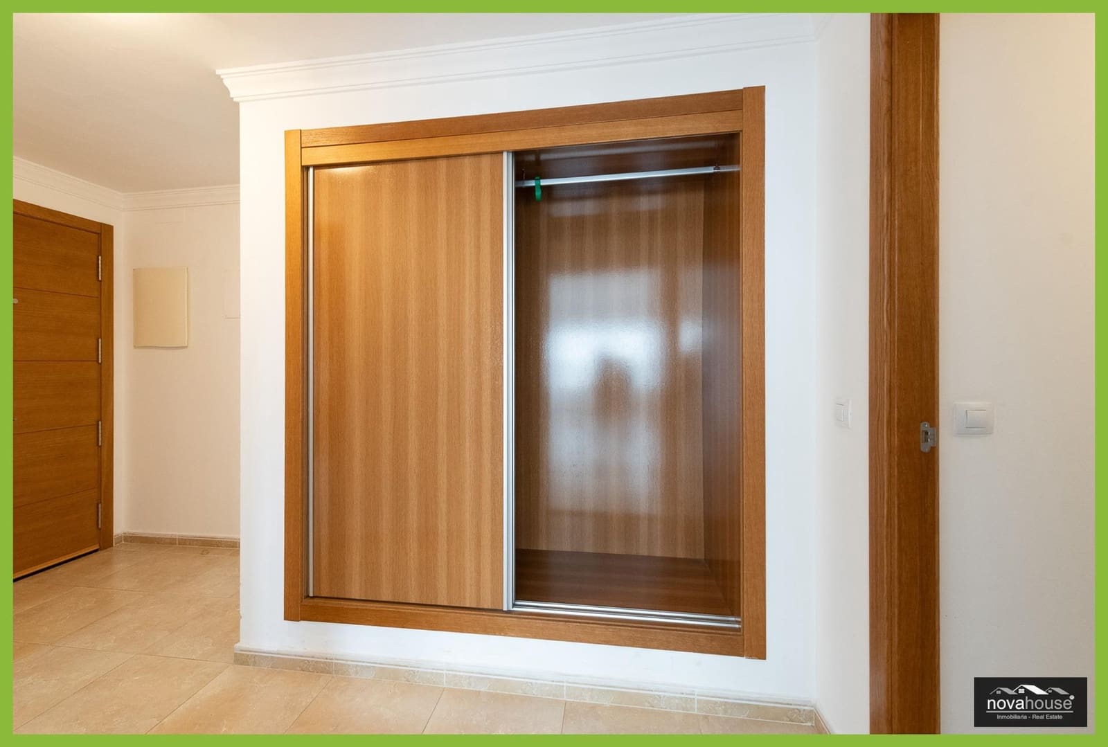 3 bedroom Flat for sale in Rincon de la Victoria with pool - € 452,000 (Ref: 9471210)