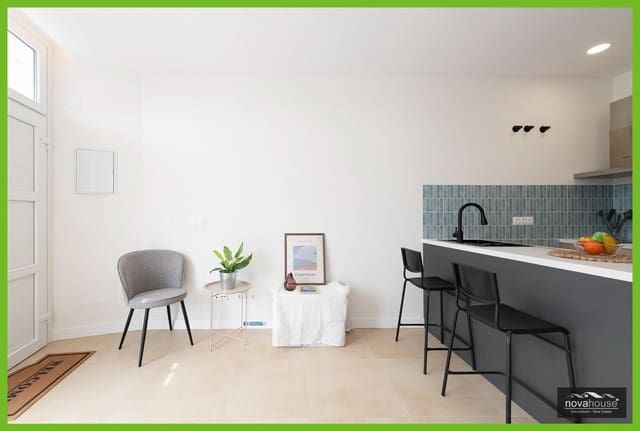 Studio till salu i Alhaurín de la Torre med garage - 159 900 € (Ref: 9502377)