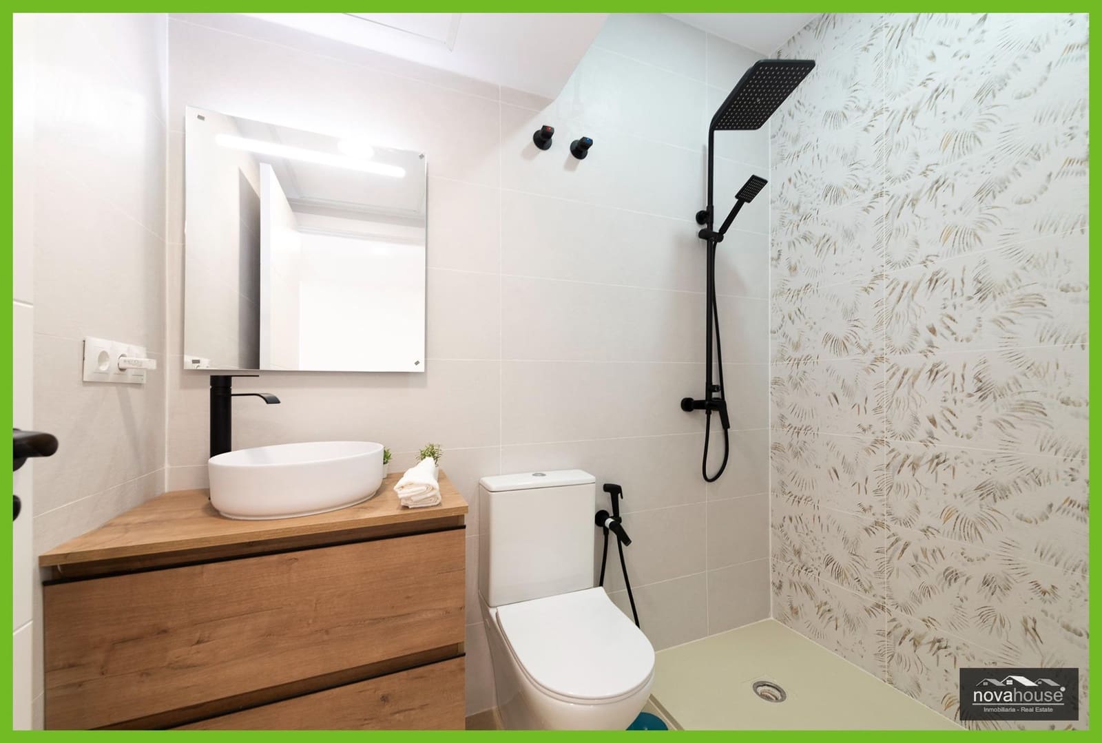 Studio till salu i Alhaurin de la Torre med garage - 159 900 € (Ref: 9502377)