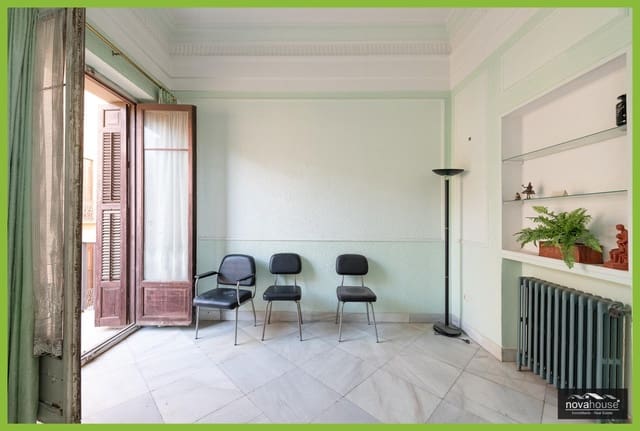 4 soverom Leilighet til salgs i Centro Historico, Málaga by - € 650 000 (Ref: 9502380)