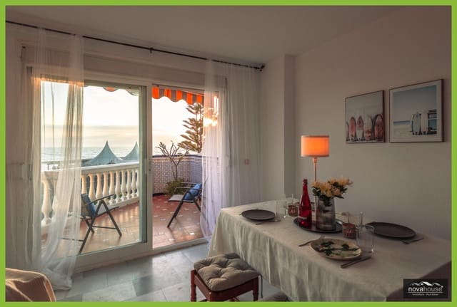 3 makuuhuone Kattohuoneisto myytävänä paikassa Rincón de la Victoria mukana 
autotalli - 750 000 € (Ref: 9518928)