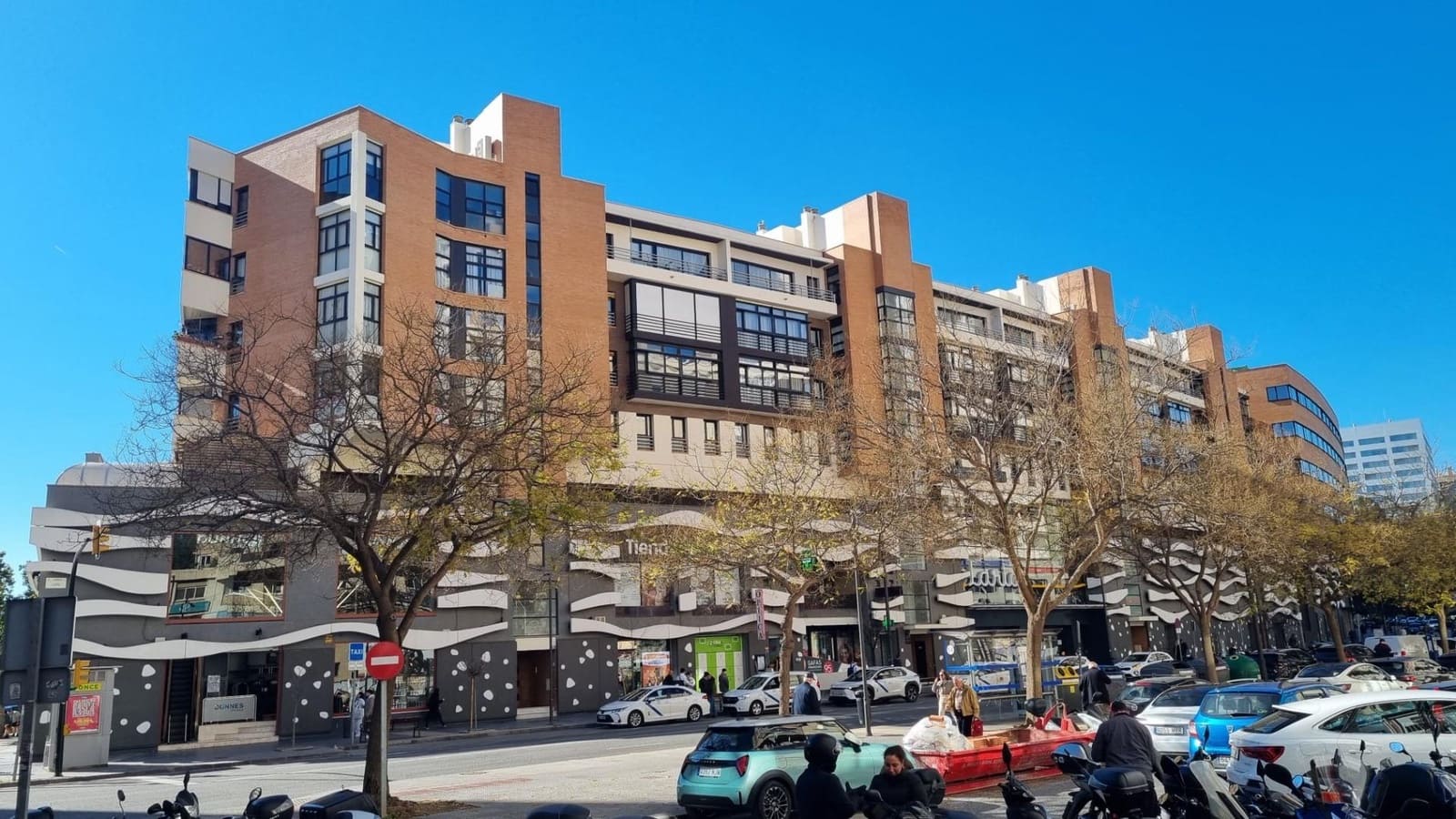 Garaż na sprzedaż w Miasto Malaga - 35 000 € (Ref: 9532877)