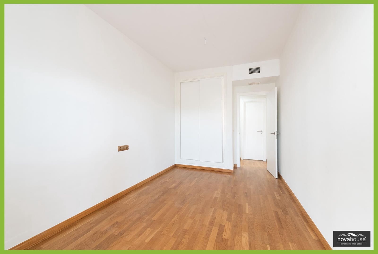 3 bedroom Flat for sale in Rincon de la Victoria with garage - € 399,900 (Ref: 9532879)