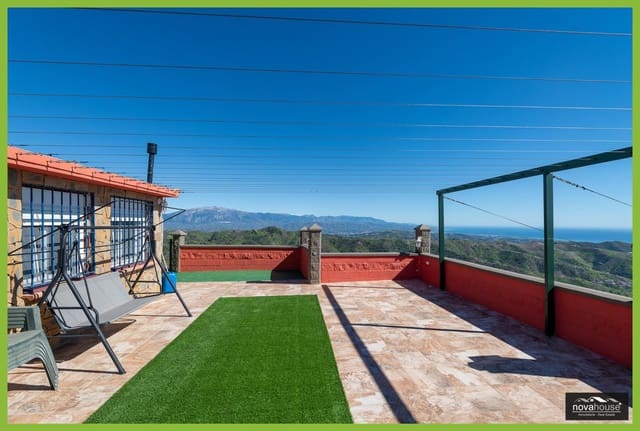 3 bedroom Finca/Country House for sale in Moclinejo with garage - € 536,000 (Ref: 9536875)