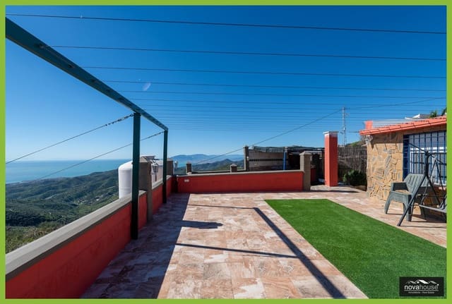 3 bedroom Finca/Country House for sale in Moclinejo with garage - € 536,000 (Ref: 9536875)