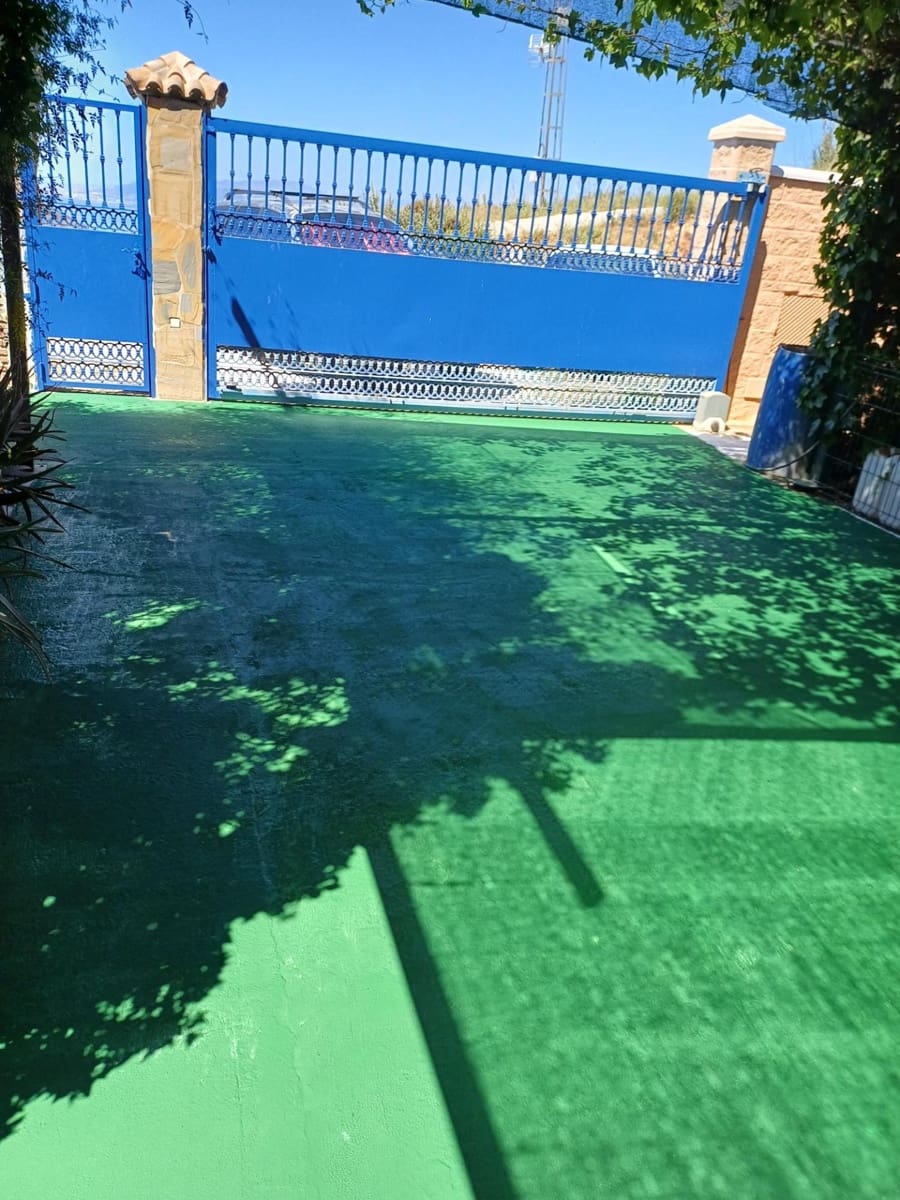 3 bedroom Finca/Country House for sale in Moclinejo with garage - € 479,900 (Ref: 9536875)
