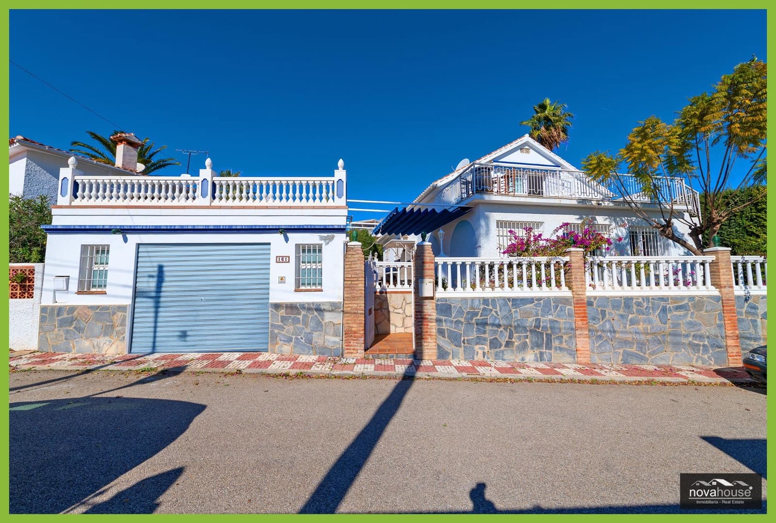 4 camera da letto Villa in vendita in Caleta de Velez con piscina garage - 695.000 € (Rif: 9536876)