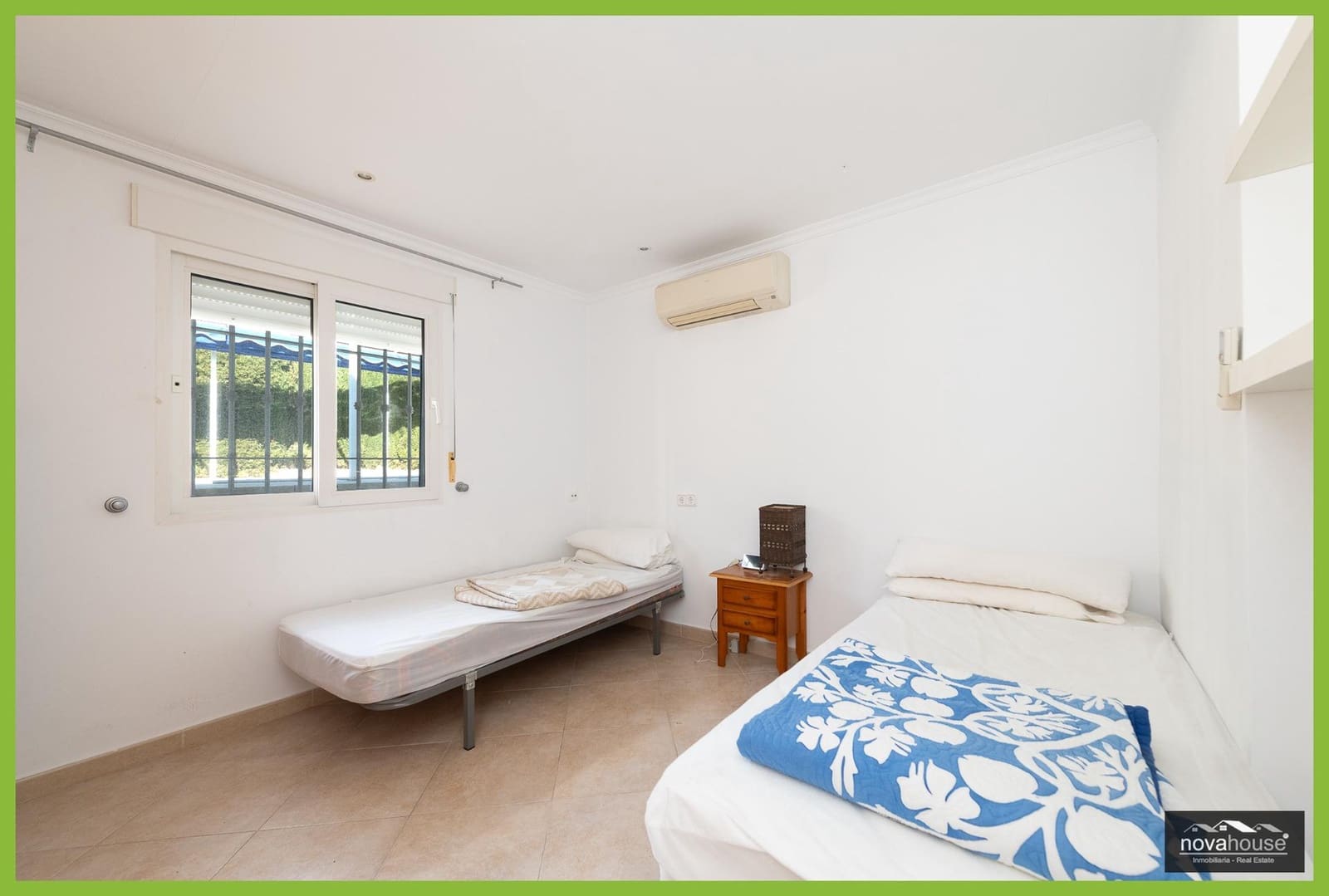 Chalet de 4 habitaciones en Caleta de Vélez en venta con piscina garaje - 680.000 € (Ref: 9536876)