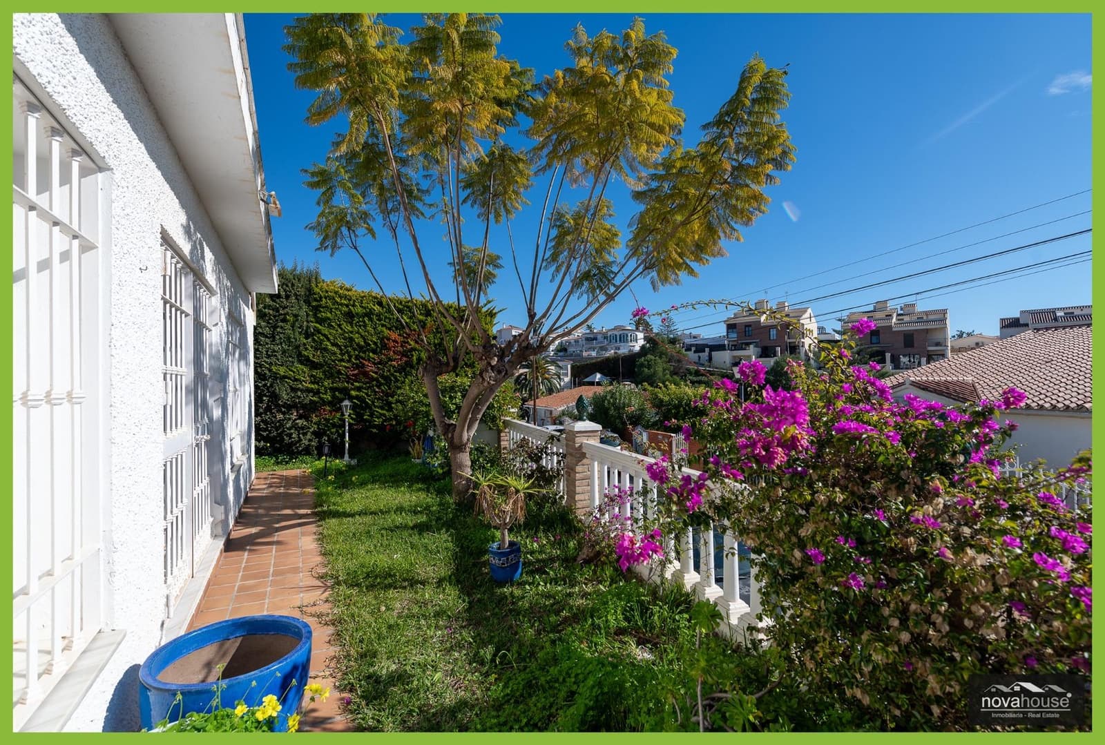 Chalet de 4 habitaciones en Caleta de Vélez en venta con piscina garaje - 680.000 € (Ref: 9536876)