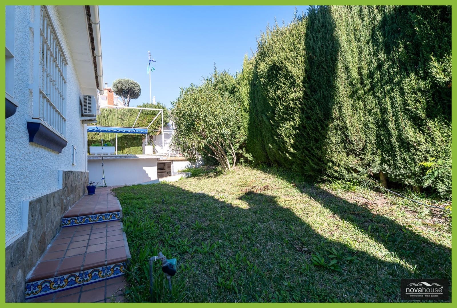 Chalet de 4 habitaciones en Caleta de Vélez en venta con piscina garaje - 680.000 € (Ref: 9536876)