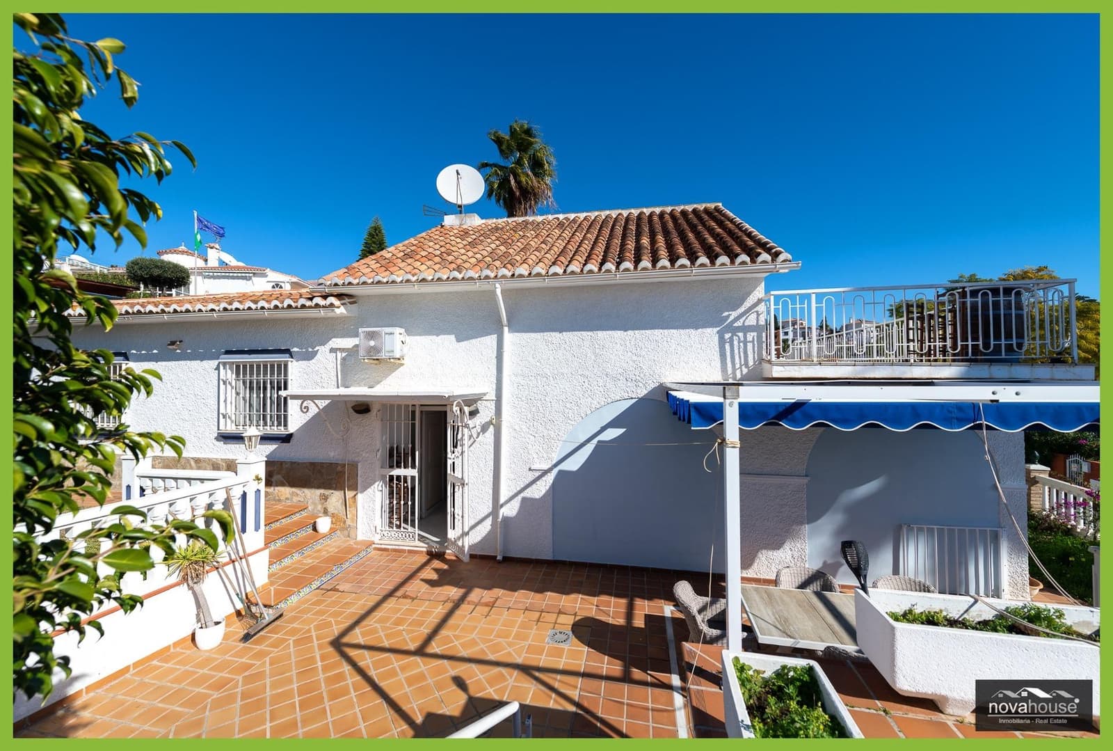 Chalet de 4 habitaciones en Caleta de Vélez en venta con piscina garaje - 680.000 € (Ref: 9536876)