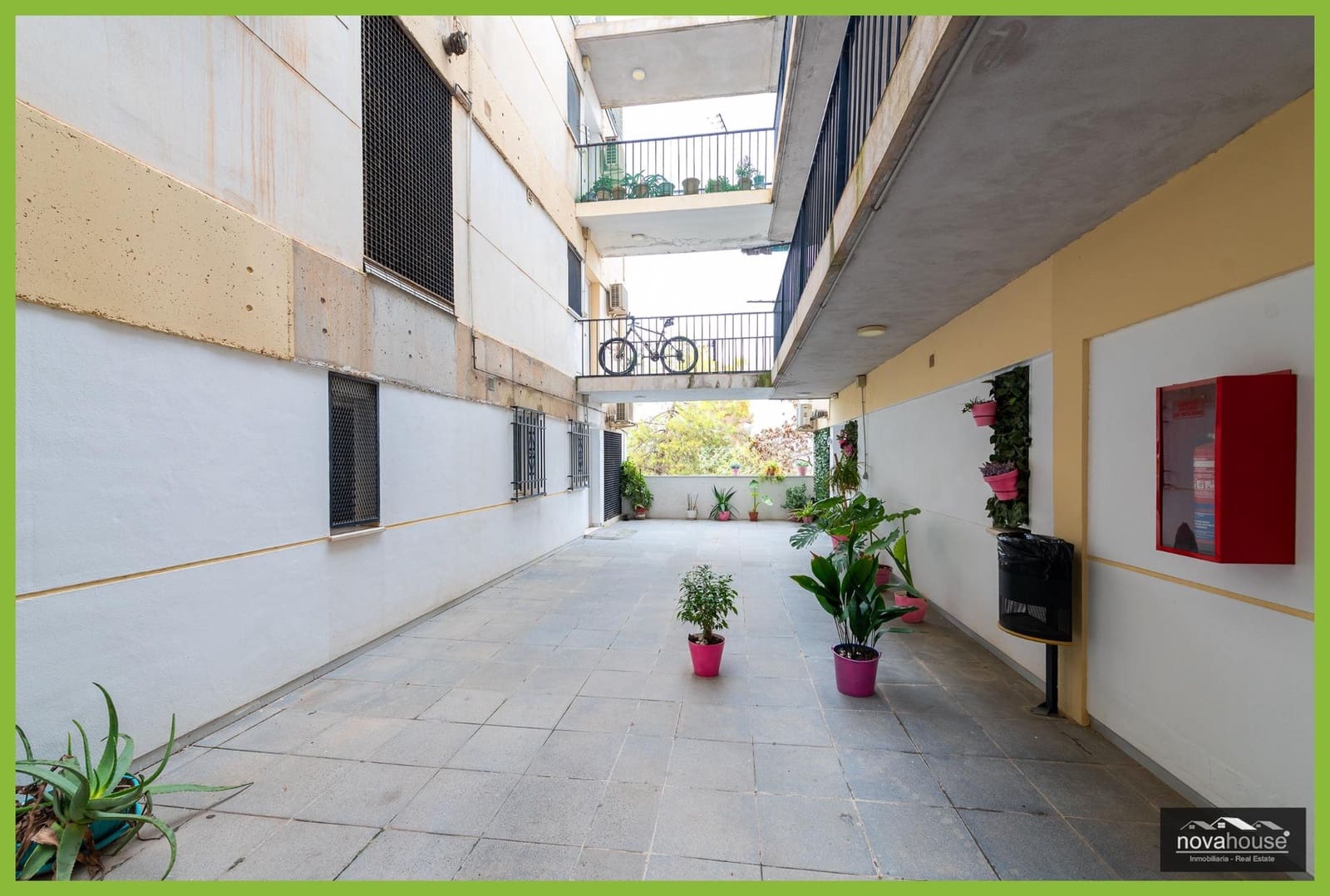 3 bedroom Flat for sale in Antequera with garage - € 134,900 (Ref: 9541115)