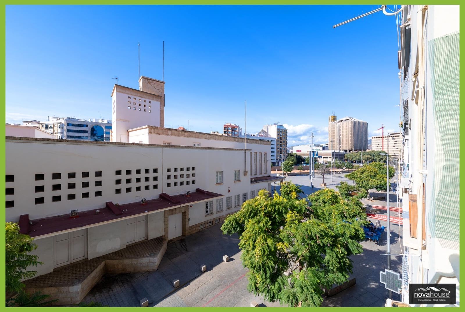 3 soveværelse Lejlighed til salg i Malaga by - € 335.000 (Ref: 9541116)