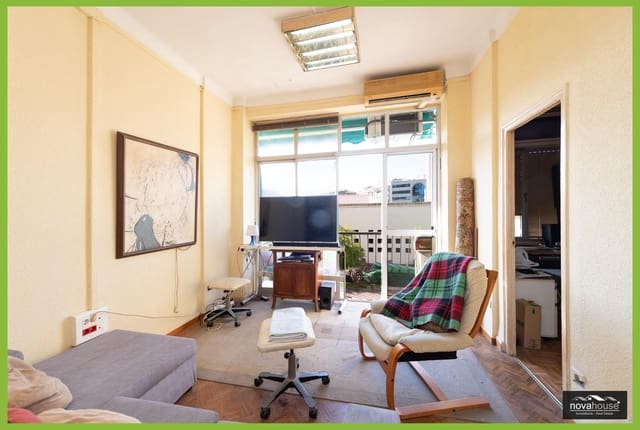 3 sypialnia Mieszkanie na sprzedaż w Miasto Málaga - 335 000 € (Ref: 9541116)