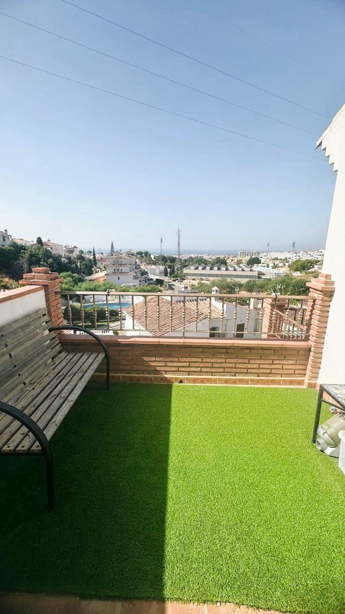 4 soverom Rekkehus til salgs i Nerja med garasje - € 470 000 (Ref: 9548220)