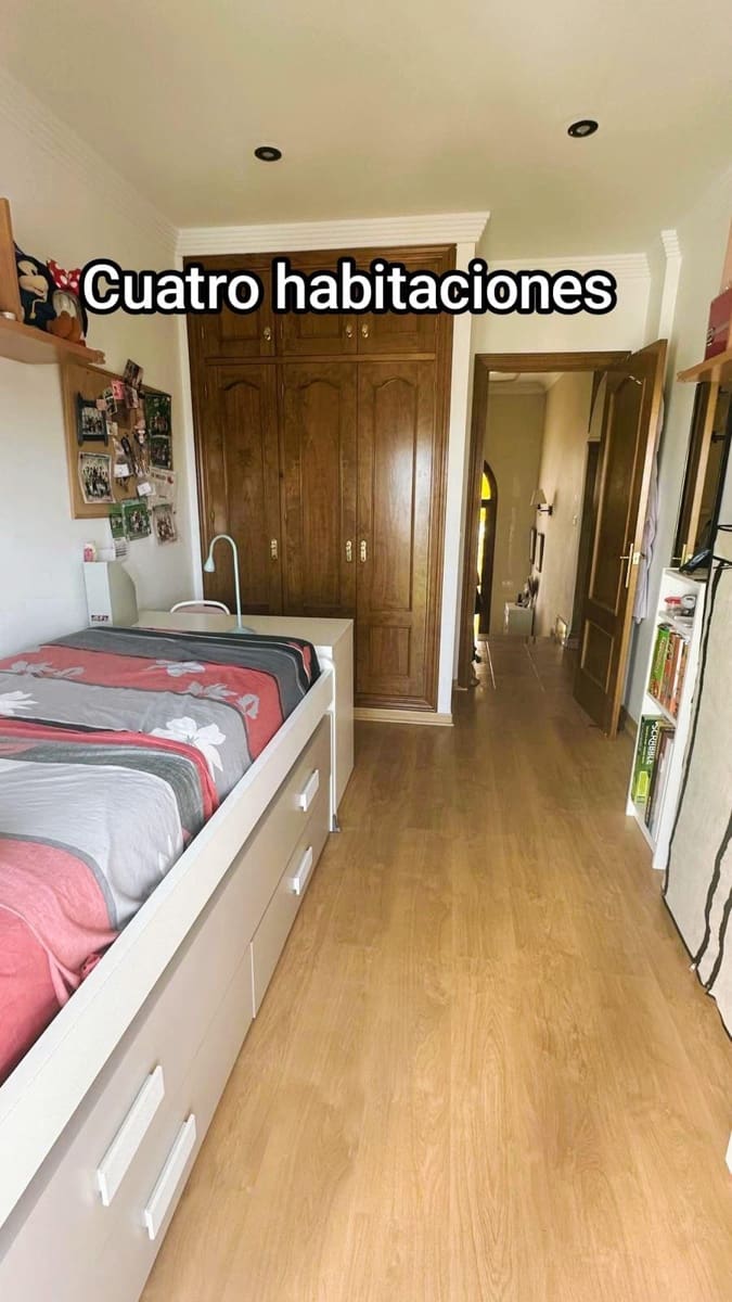 4 soverom Rekkehus til salgs i Nerja med garasje - € 470 000 (Ref: 9548220)