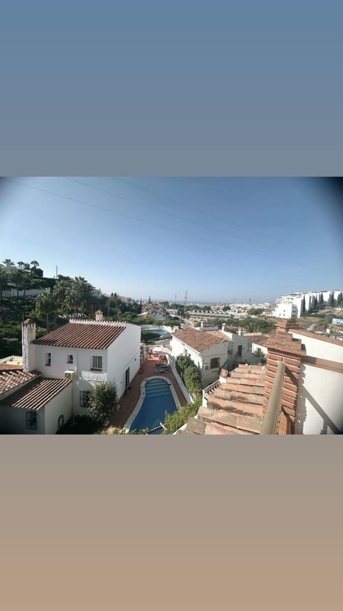 4 soverom Rekkehus til salgs i Nerja med garasje - € 470 000 (Ref: 9548220)