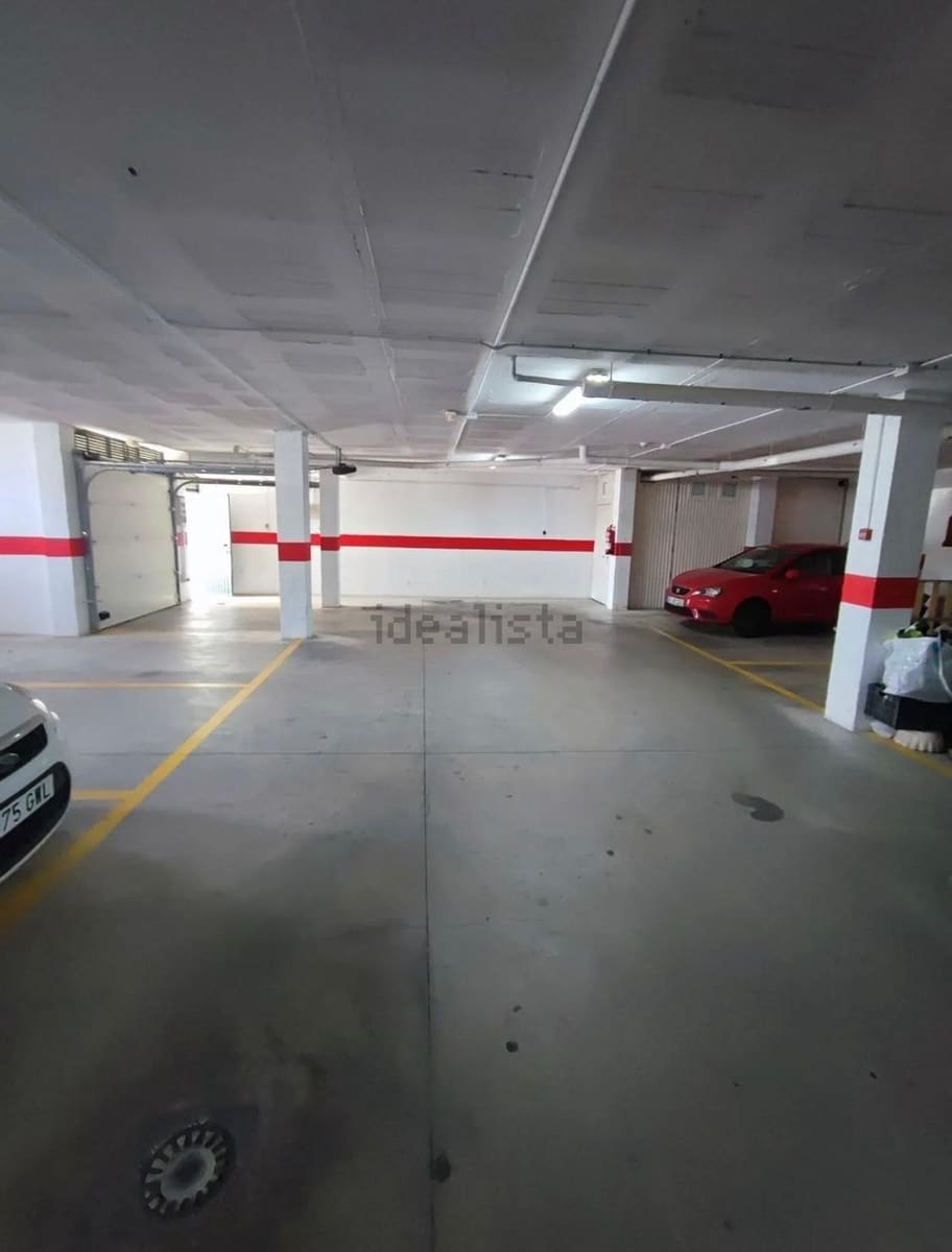 4 soverom Rekkehus til salgs i Nerja med garasje - € 470 000 (Ref: 9548220)