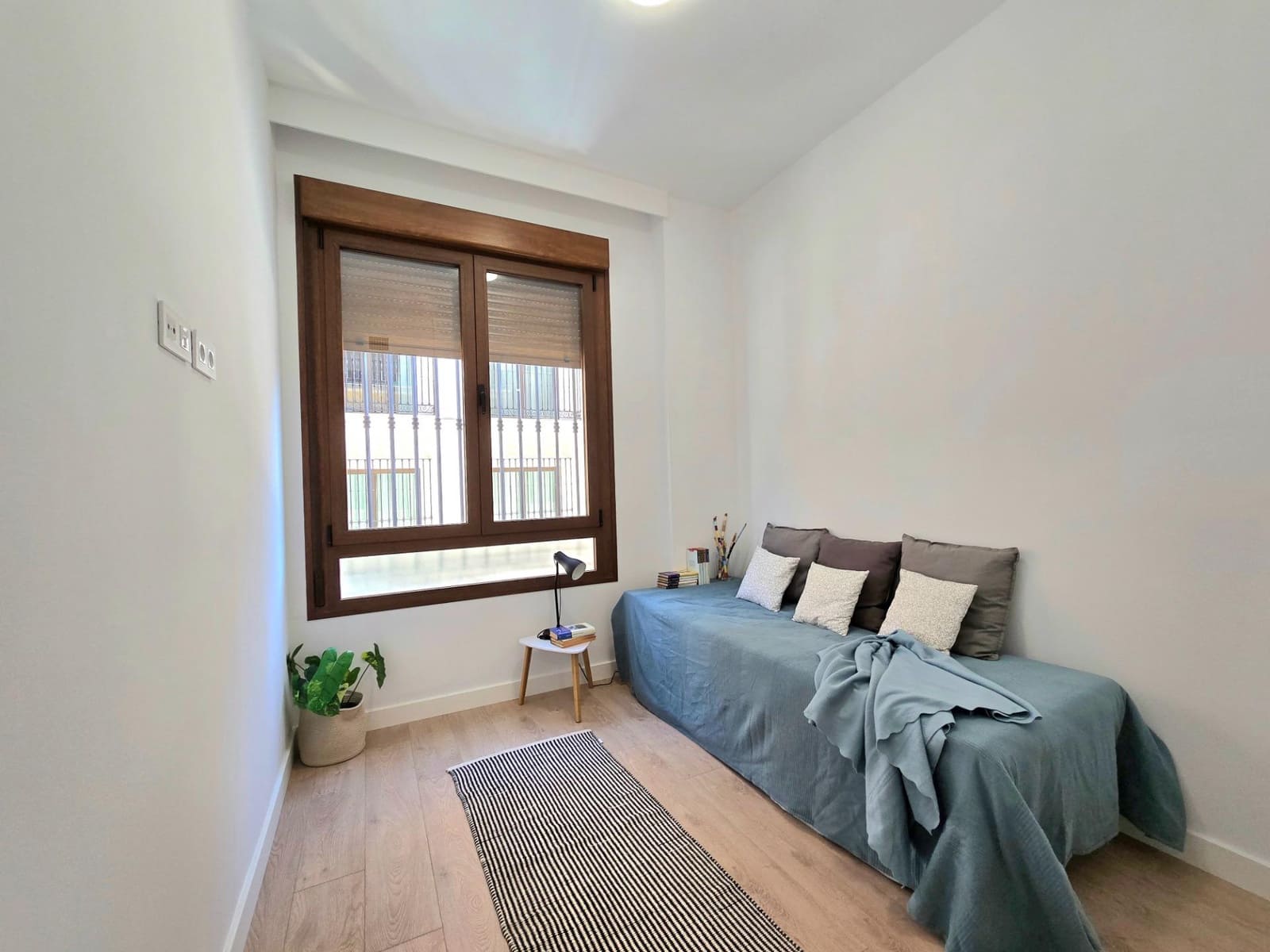 2 soveværelse Lejlighed til salg i Malaga by med garage - € 390.000 (Ref: 9557949)