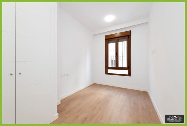Piso de 2 habitaciones en Málaga ciudad en venta con garaje - 365.000 € (Ref: 9557949)