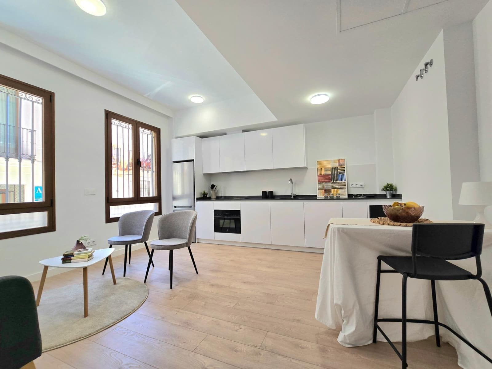 2 bedroom Flat for sale in Malaga city with garage - € 365,000 (Ref: 9557949)