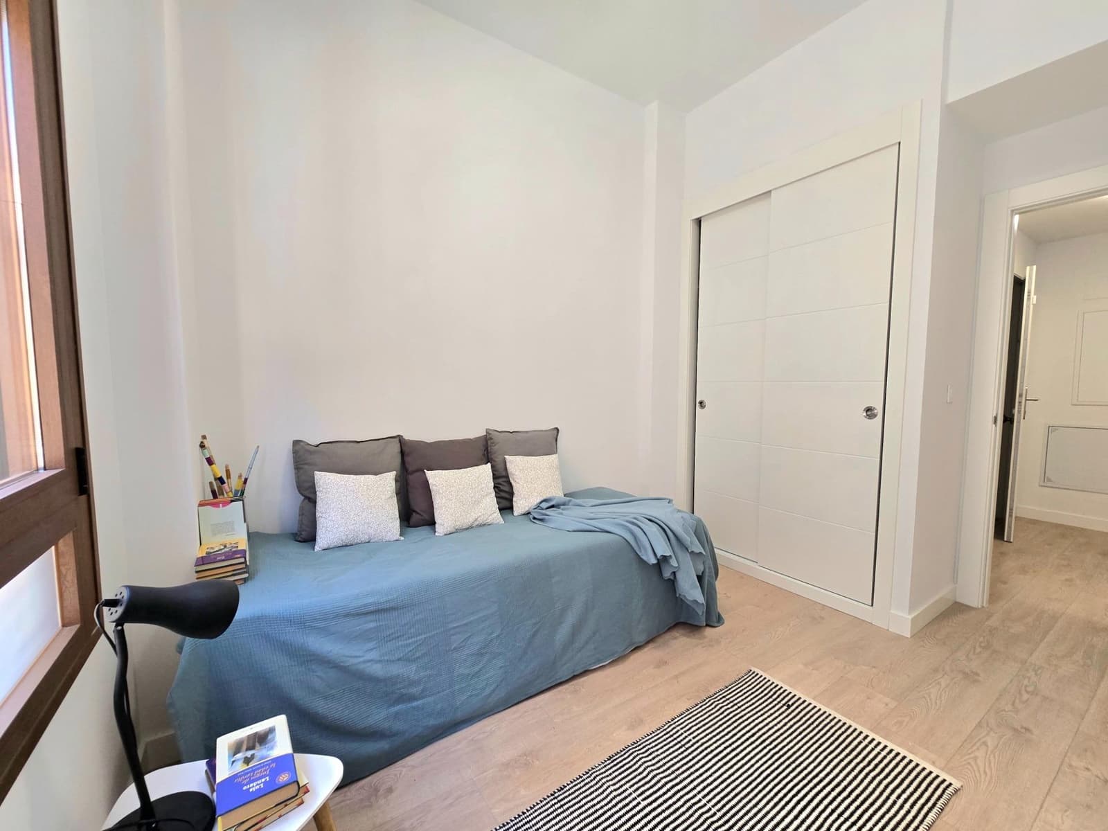 2 bedroom Flat for sale in Malaga city with garage - € 365,000 (Ref: 9557949)