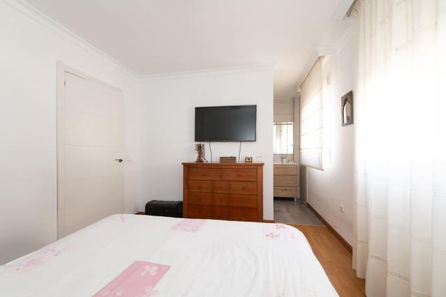 3 slaapkamer Rijtjeshuis te koop in Rincón de la Victoria met zwembad garage - € 479.500 (Ref: 9568686)