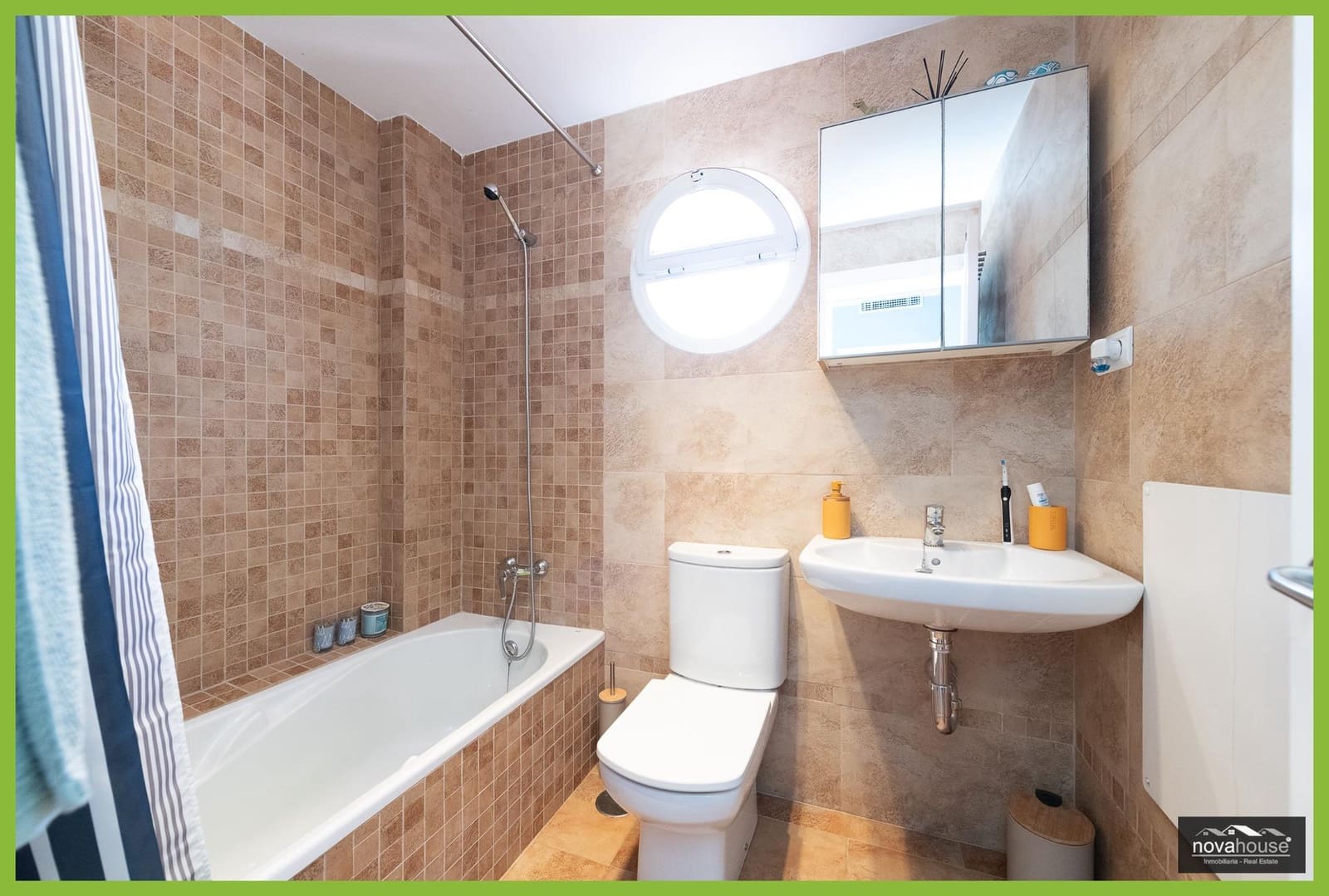 4 bedroom Villa for sale in Rincon de la Victoria with pool garage - € 524,000 (Ref: 9634278)