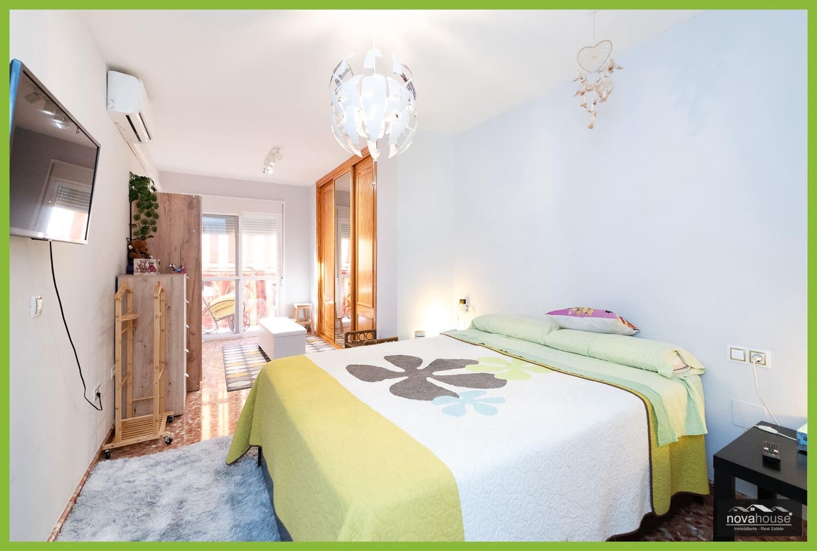 Piso de 3 habitaciones en Vélez-Málaga en venta - 262.000 € (Ref: 9648143)