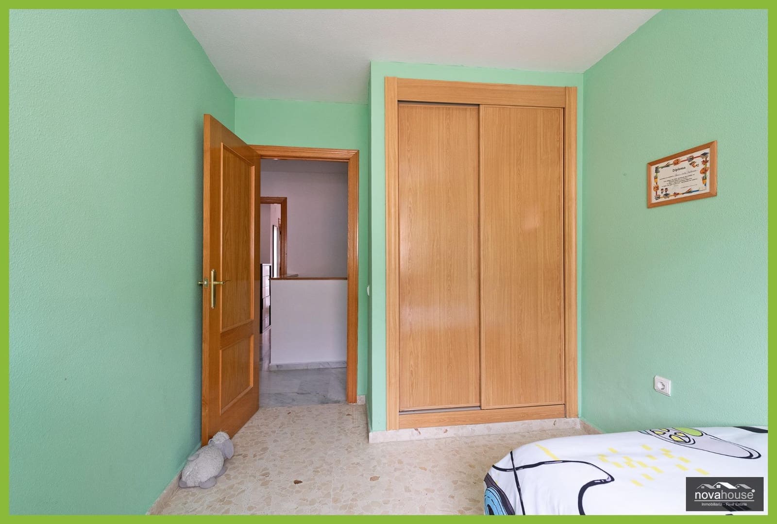 3 Zimmer Reihenhaus zu verkaufen in Torre de Benagalbon mit Pool Garage - 565.000 € (Ref: 9656115)