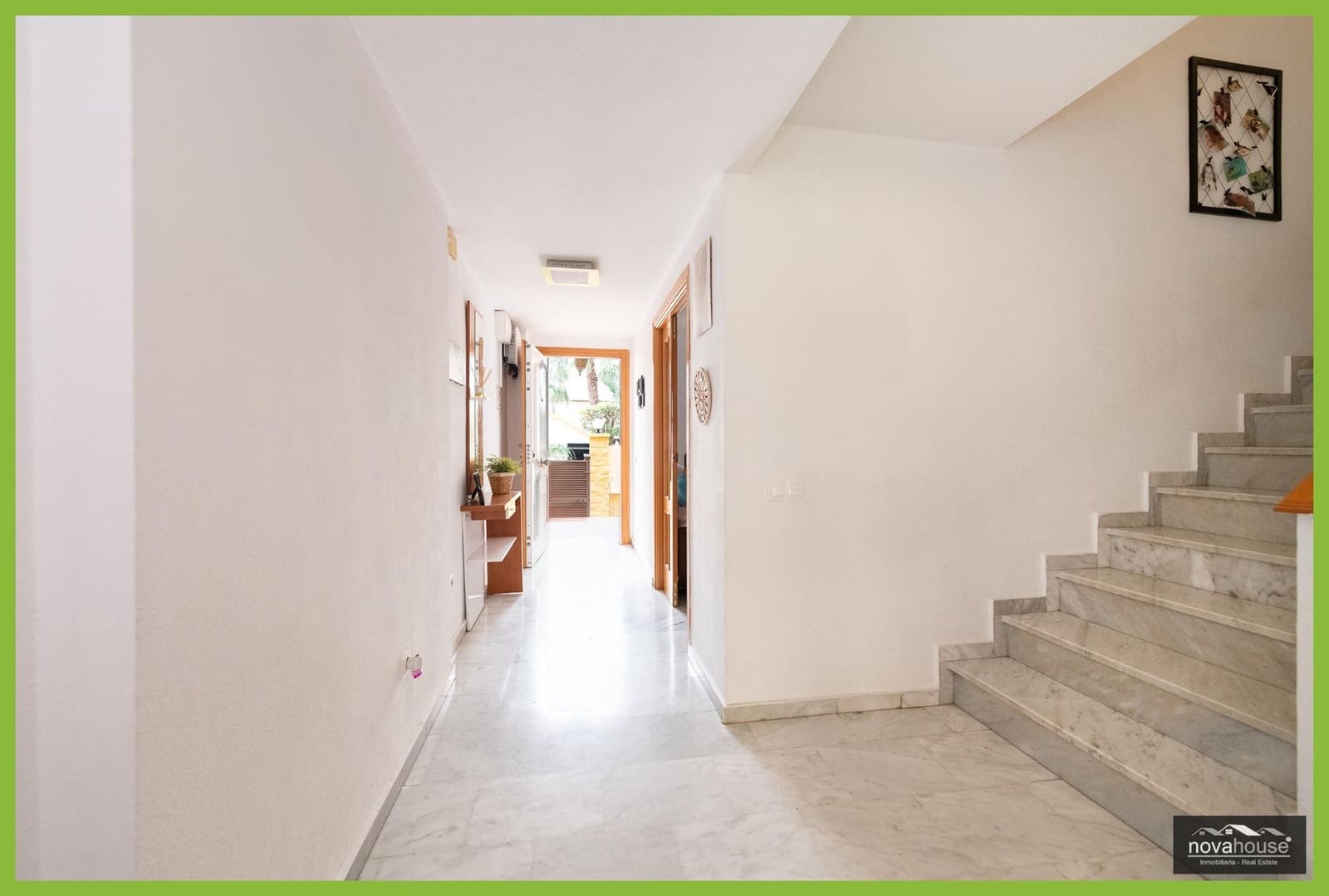 4 Zimmer Reihenhaus zu verkaufen in Torre de Benagalbon mit Pool Garage - 527.000 € (Ref: 9656115)