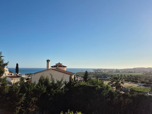 4 slaapkamer Villa te koop in Caleta de Vélez, Vélez-Málaga met zwembad garage - € 674.000 (Ref: 9690632)