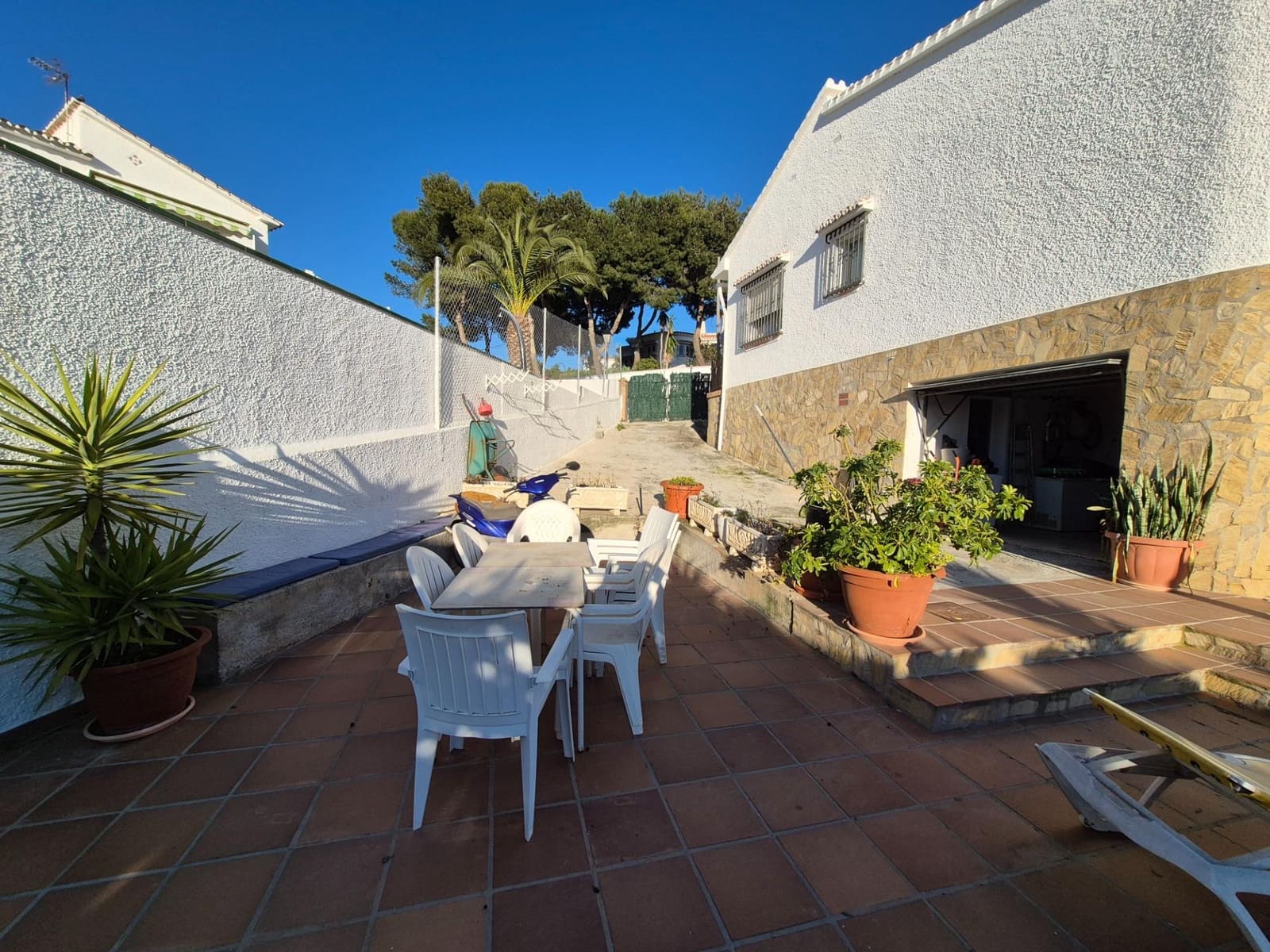 Chalet de 4 habitaciones en Caleta de Vélez en venta con piscina garaje - 674.000 € (Ref: 9690632)