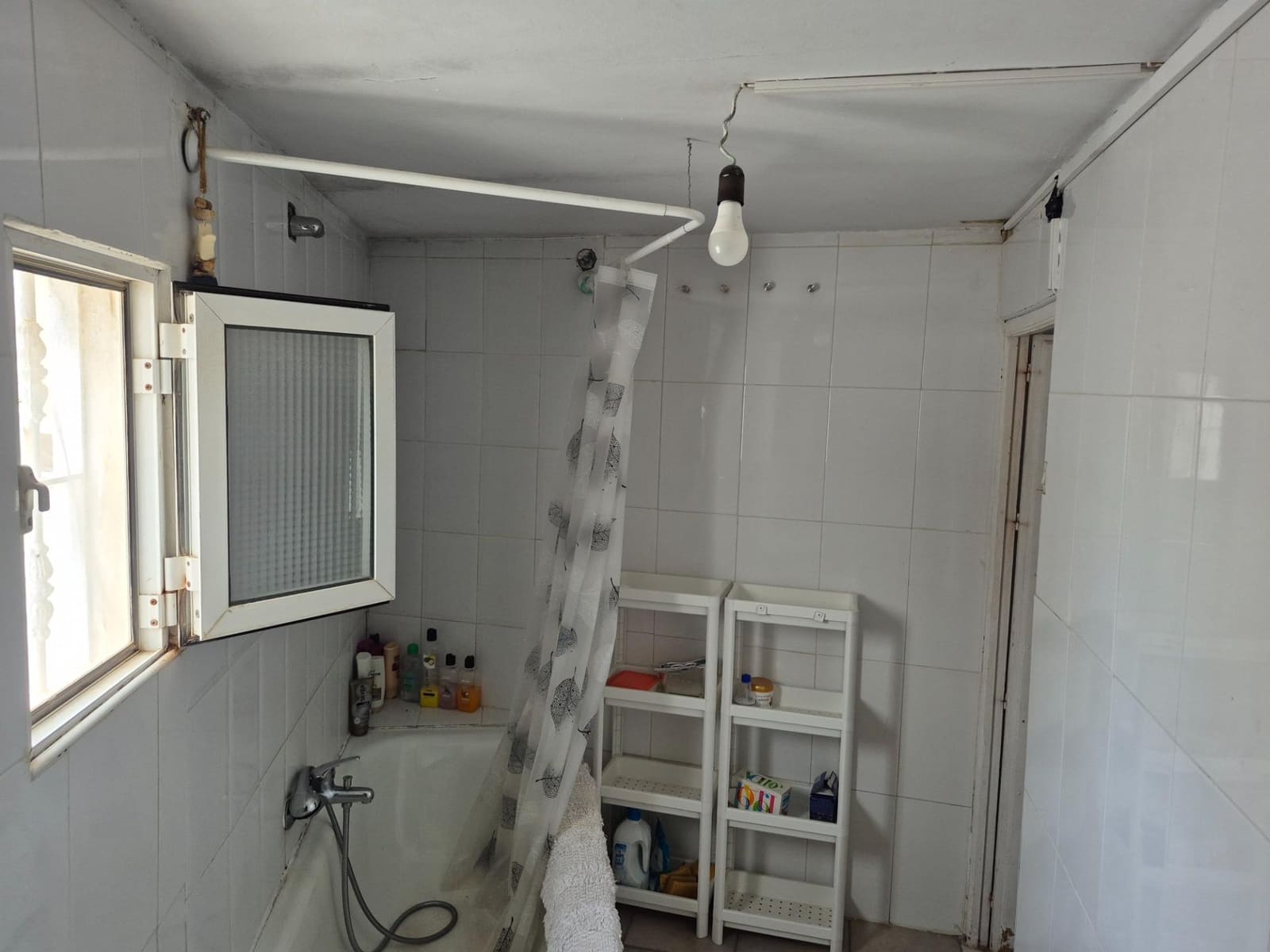 3 Zimmer Apartment zu verkaufen in Almayate mit Garage - 350.000 € (Ref: 9726654)