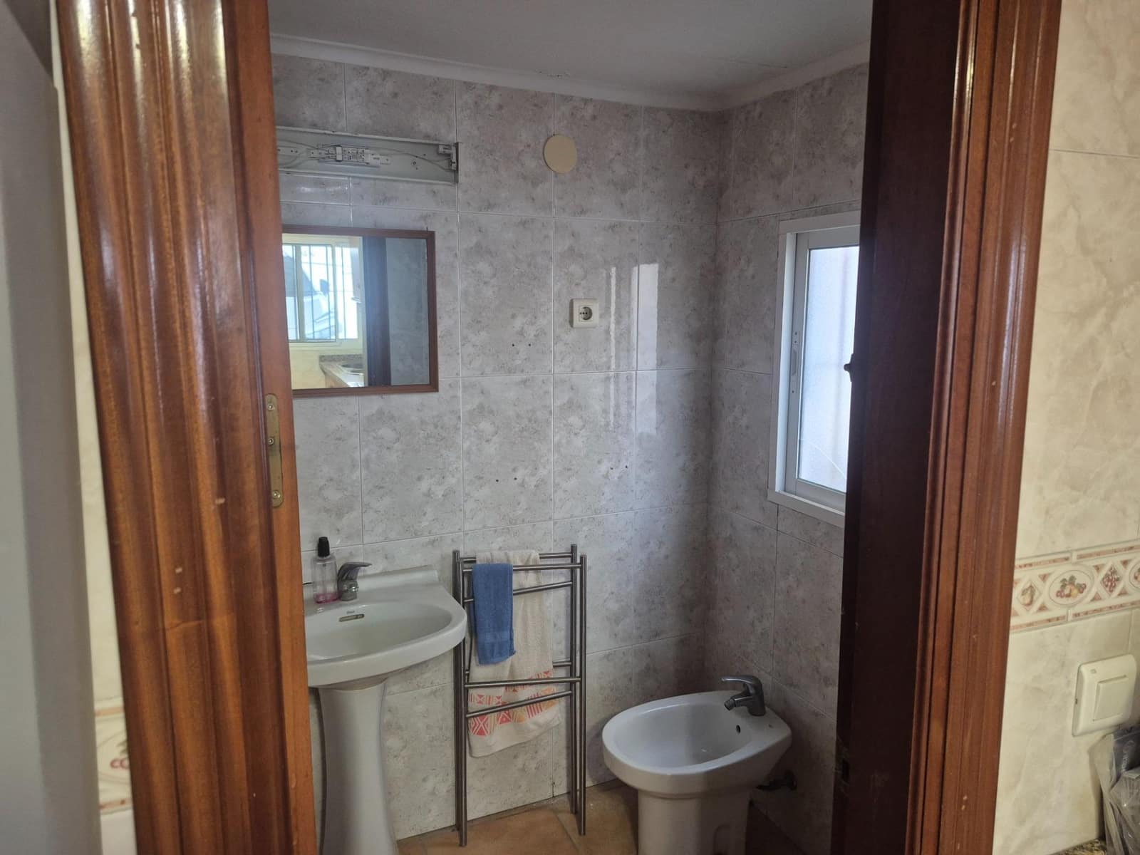 3 Zimmer Apartment zu verkaufen in Almayate mit Garage - 350.000 € (Ref: 9726654)