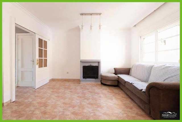 3 slaapkamer Rijtjeshuis te koop in Rincón de la Victoria met zwembad garage - € 395.000 (Ref: 9770681)