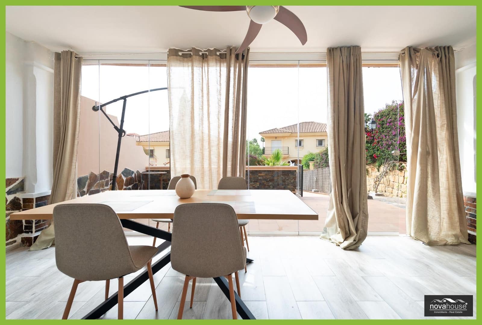 4 sovrum Semi-fristående Villa till salu i Riviera del Sol med pool garage - 699 990 € (Ref: 9799280)